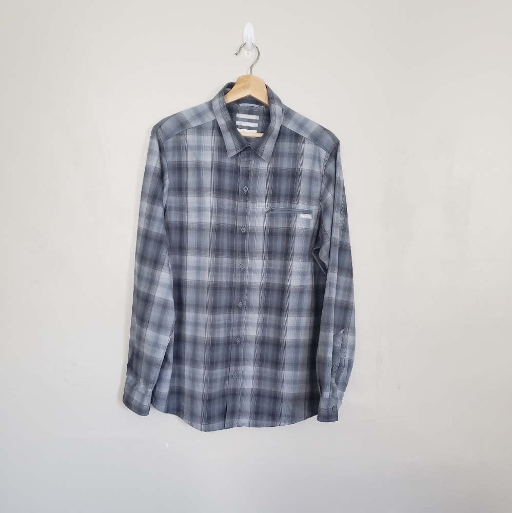 Columbia blue&gray long sleeve plaid button up M